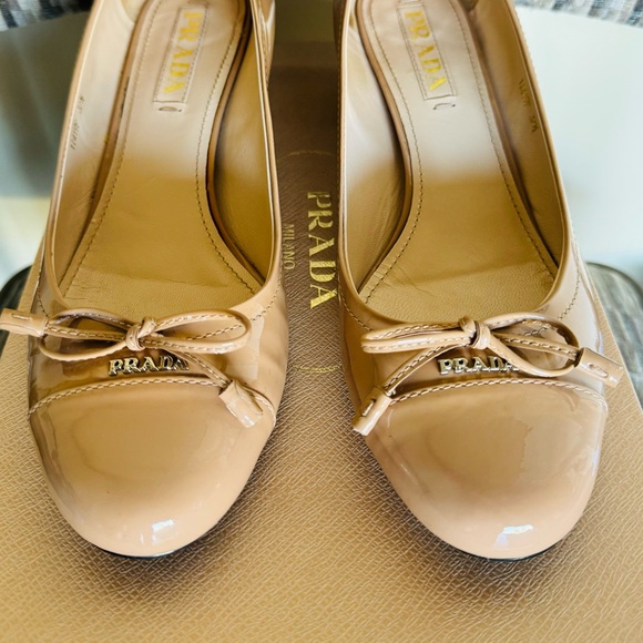 women's prada logo cream saffiano leather cap toe 37.5 - Picture 5 of 16